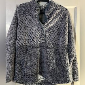 Simply southern Sherpa pullover
